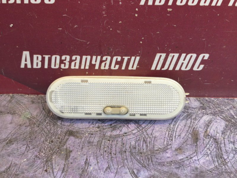 Плафон освещения салона