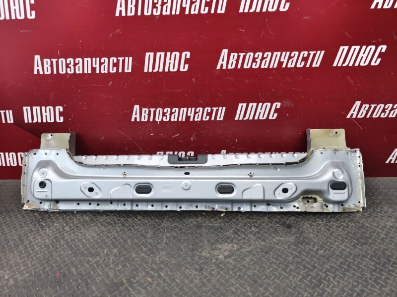 Задняя панель