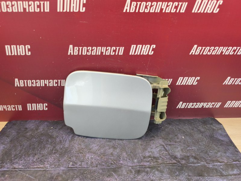 Лючок бензобака