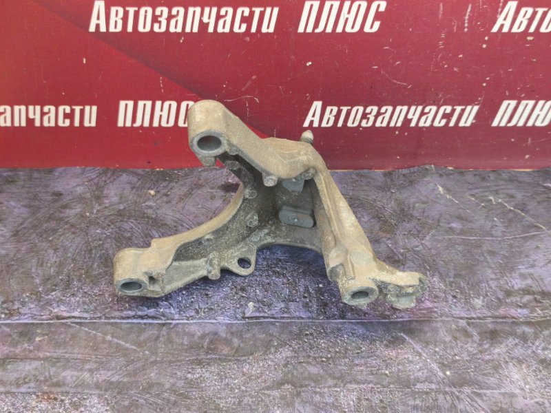 Кронштейн кпп
