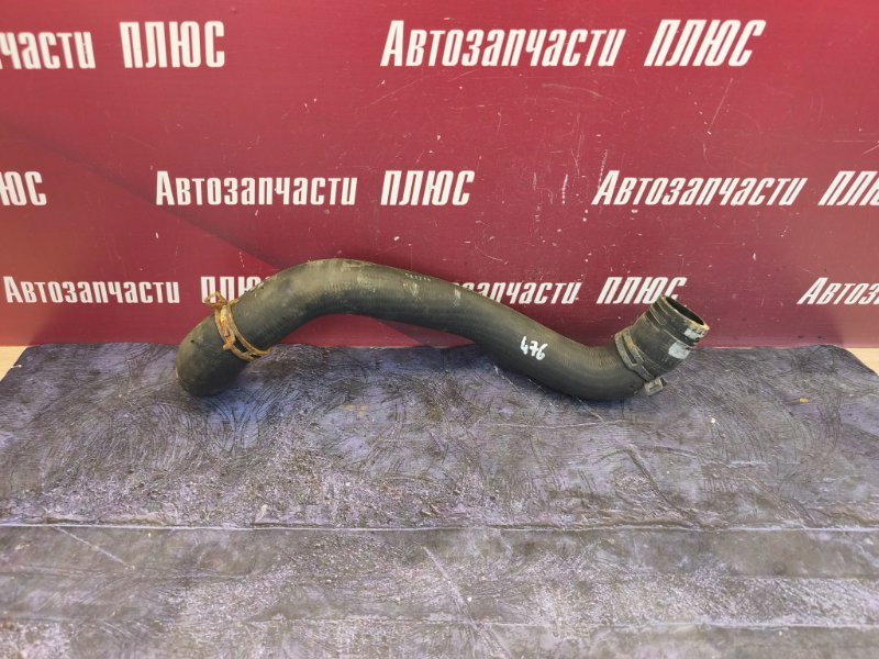 Верхний патрубок радиатора