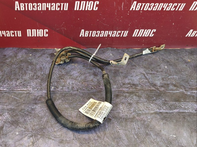 Клемма аккумулятора (минусовая)
