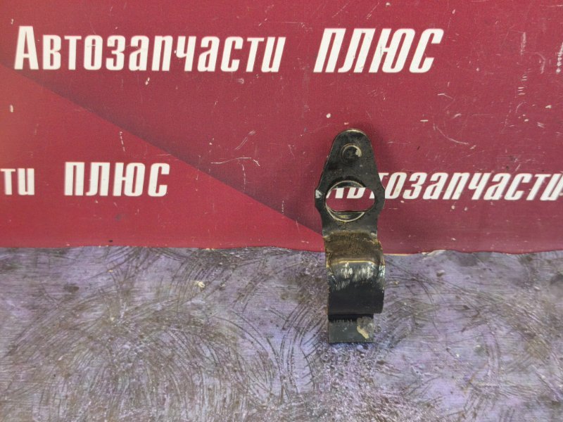Кронштейн втулки стабилизатора