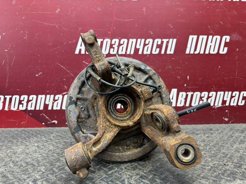 Кулак поворотный