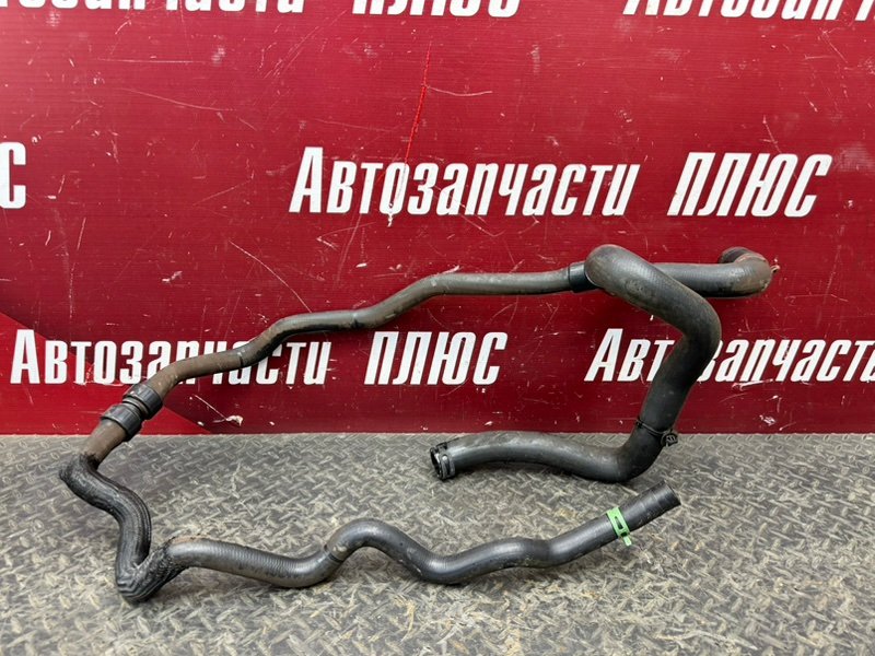 Патрубок радиатора нижний