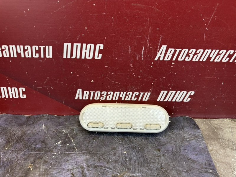 Плафон освещения салона