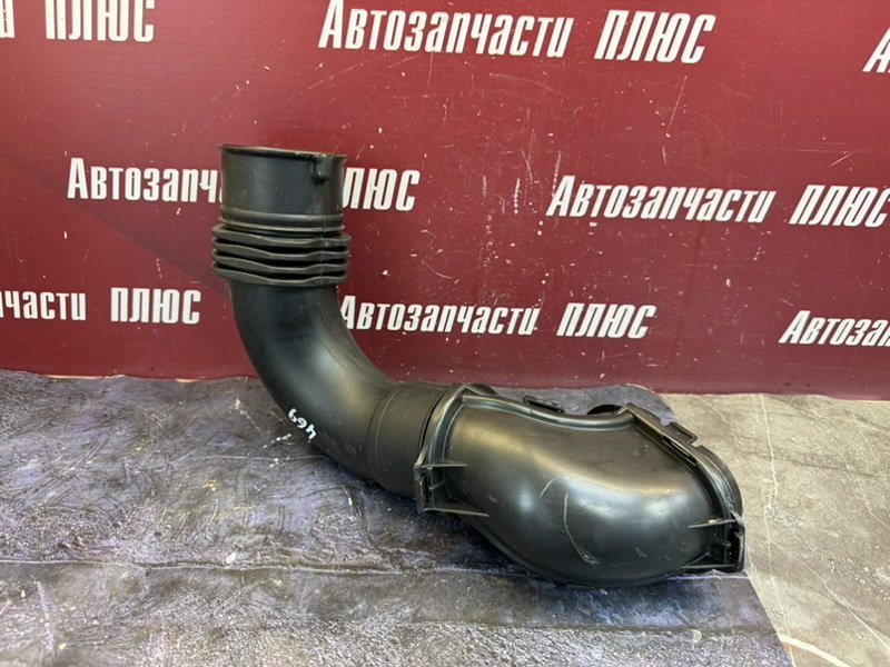 Патрубок воздушного фильтра