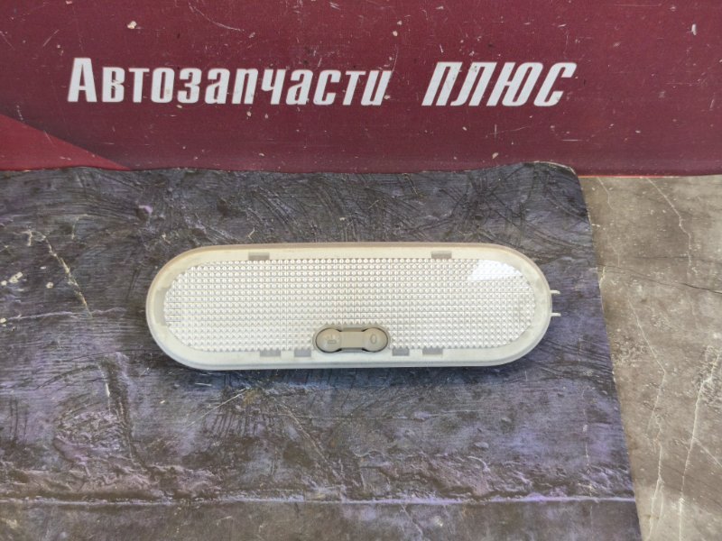 Плафон освещения салона