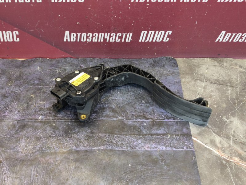 Педаль газа