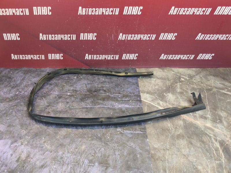 Уплотнитель двери