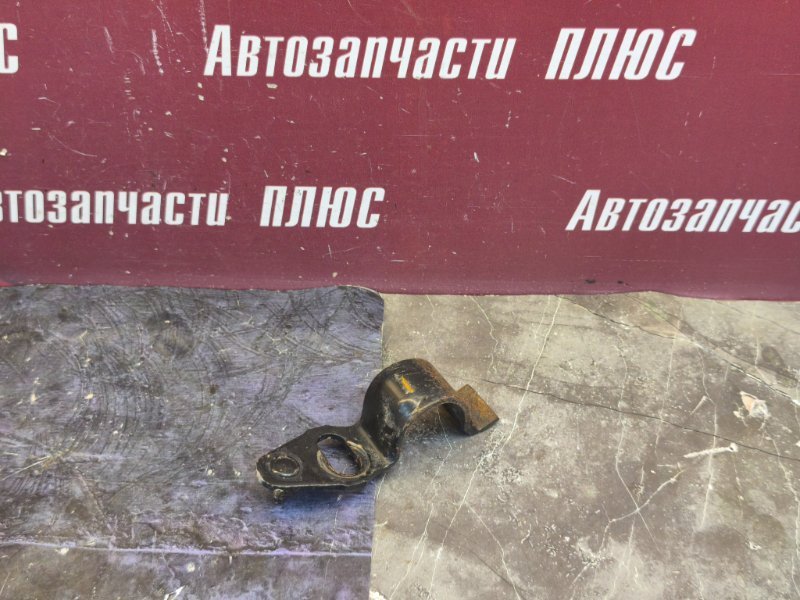 Кронштейн втулки стабилизатора