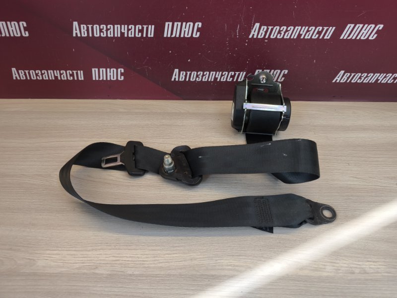 Ремень безопасности