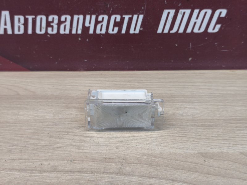 Плафон подсветки багажника