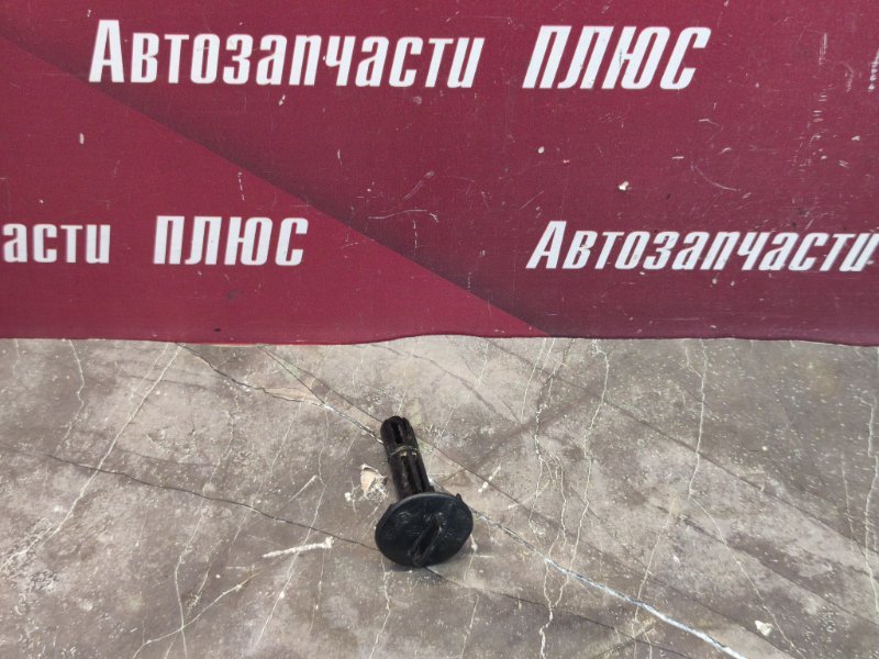 Крепление радиатора