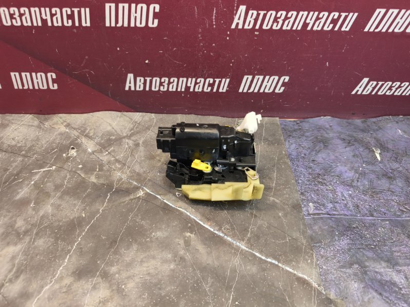Замок двери