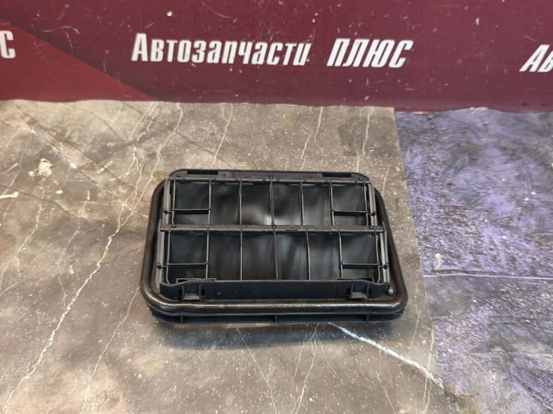 Дефлектор воздушный