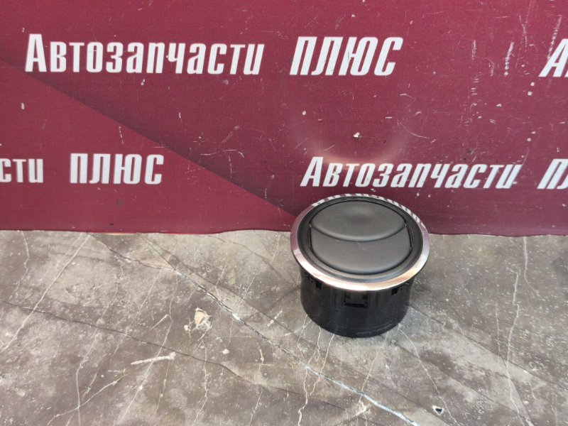 Воздушный дефлектор салона