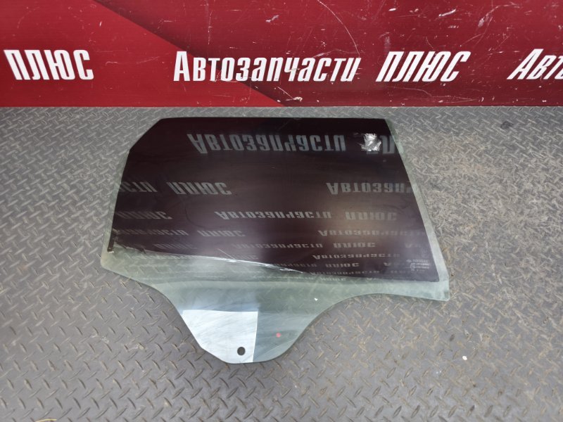 Стекло двери