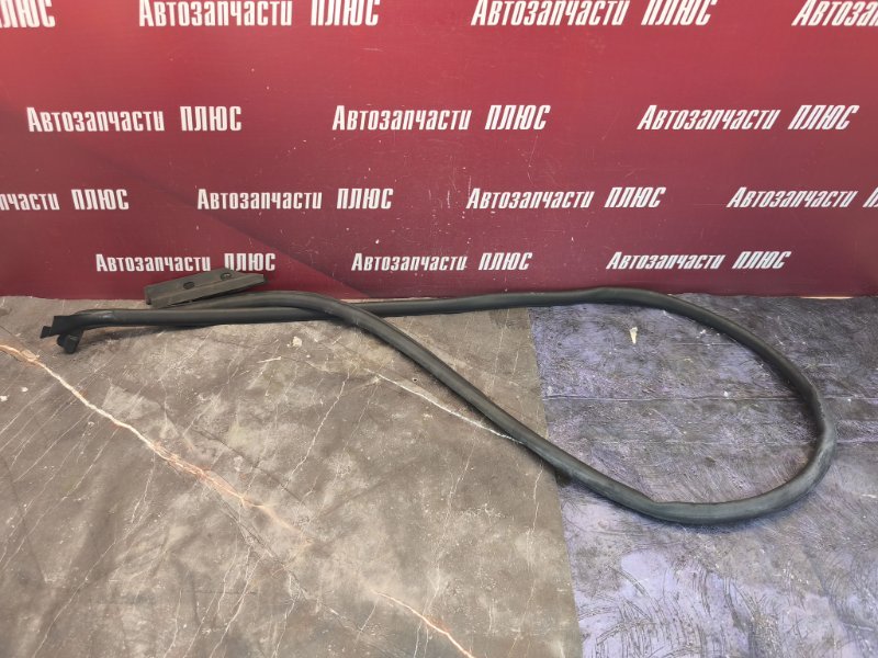 Уплотнитель двери