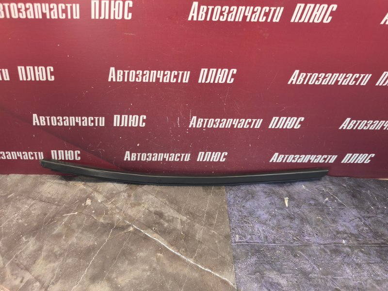 Уплотнитель стекла двери внешний
