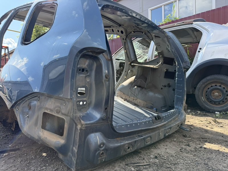Задняя панель