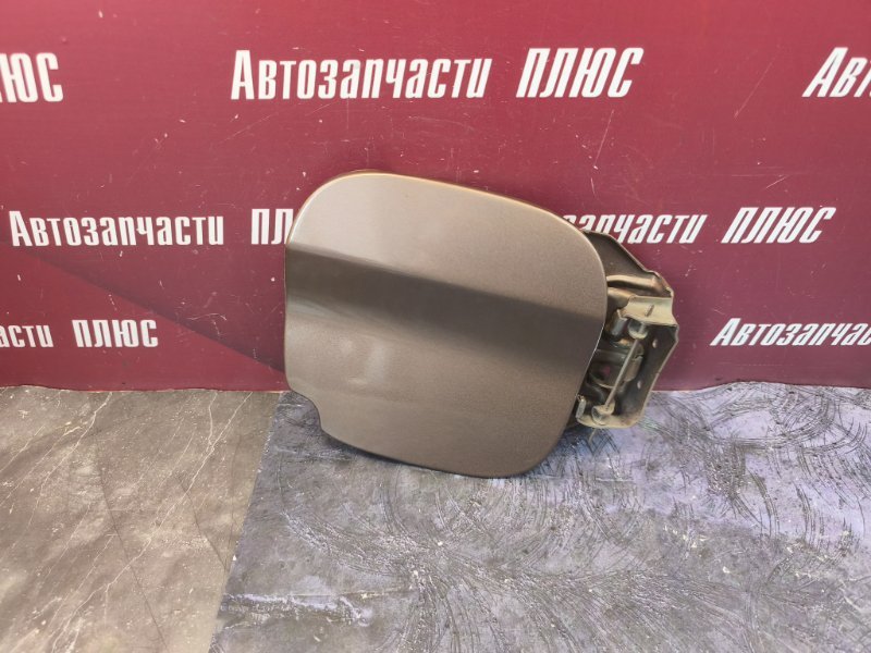 Лючок бензобака