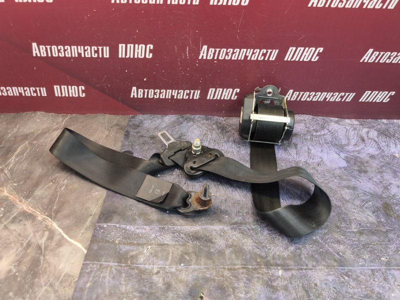 Ремень безопасности