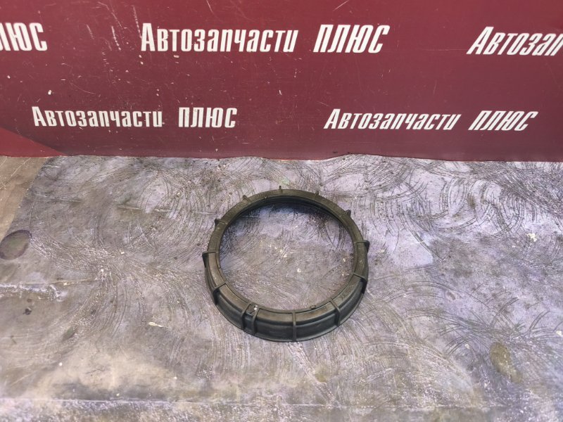 Гайка топливного насоса