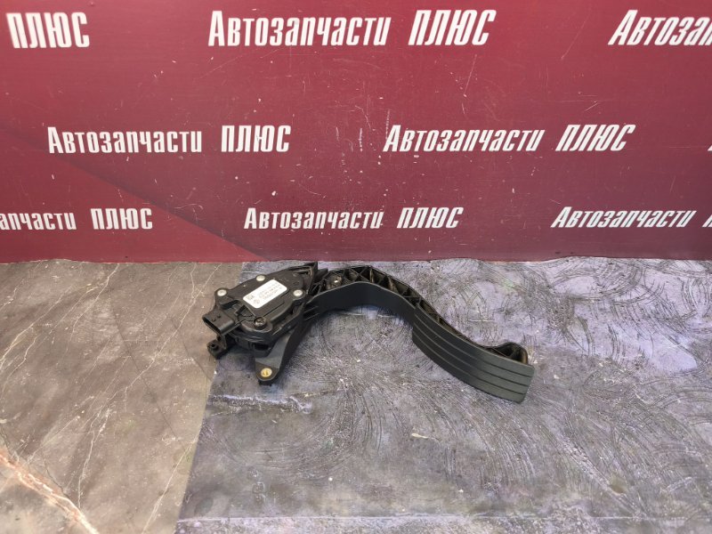 Педаль газа
