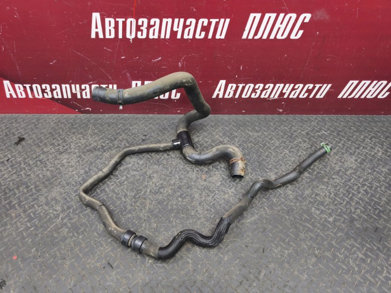 Патрубок радиатора нижний
