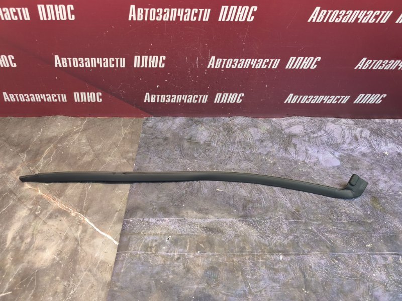 Уплотнитель двери