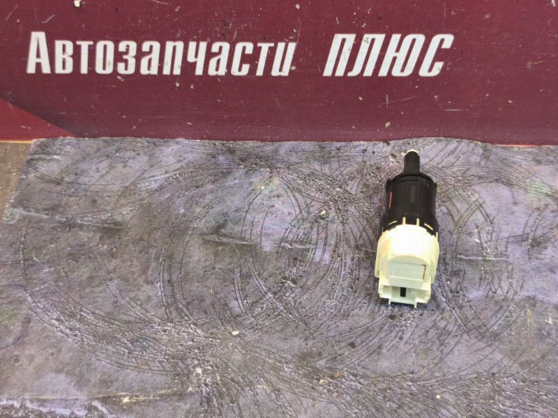 Датчик педали тормоза