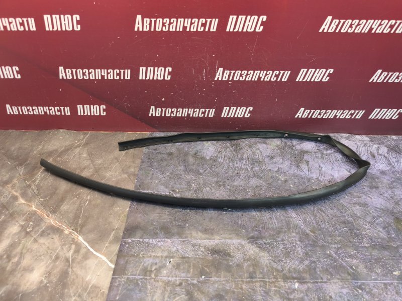 Уплотнитель двери