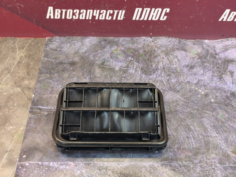 Дефлектор воздушный