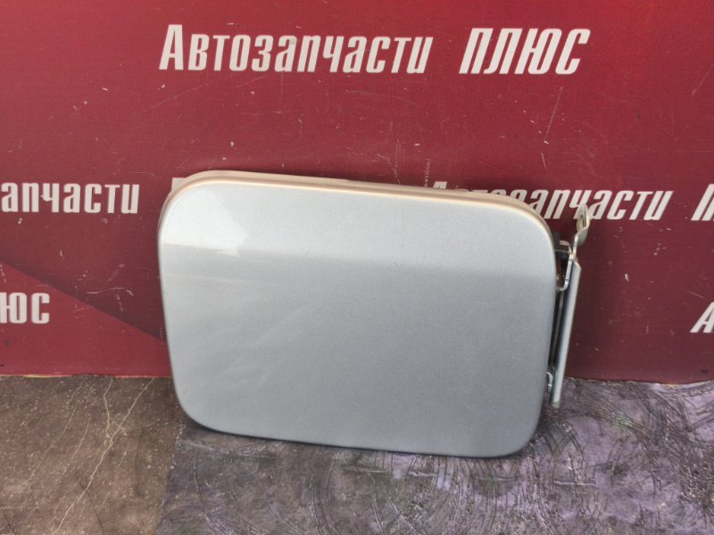 Лючок бензобака