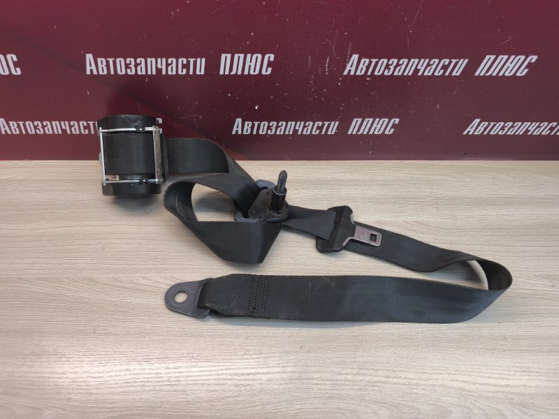 Ремень безопасности