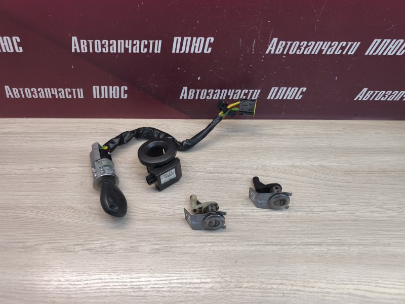 Комплект замков