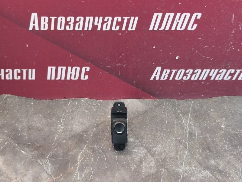 Кнопка стеклоподъемника двери