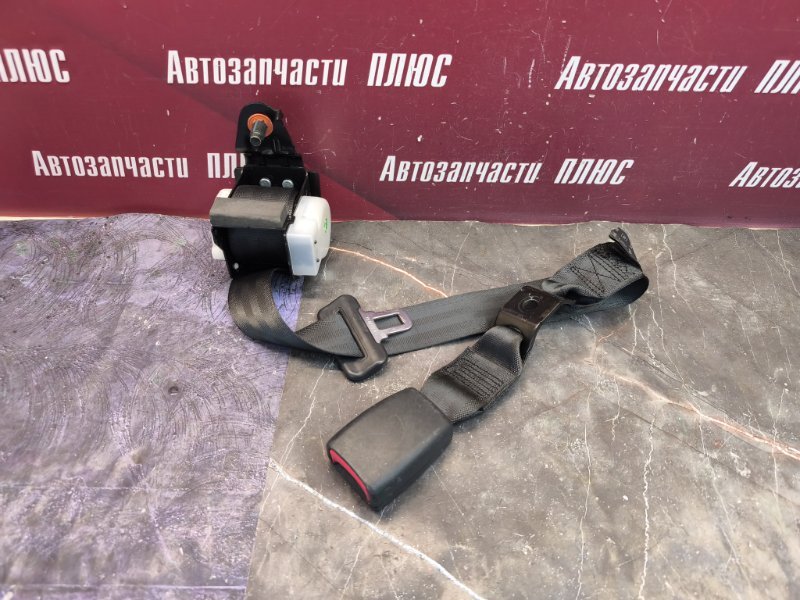Ремень безопасности