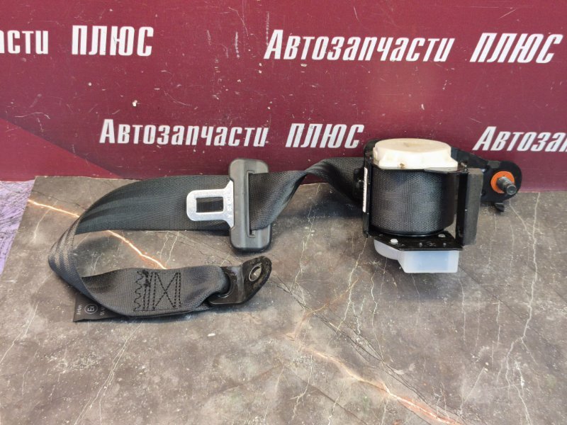 Ремень безопасности
