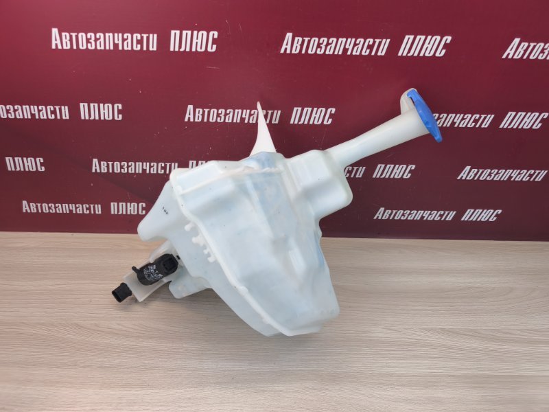 Бачок омывающей жидкости