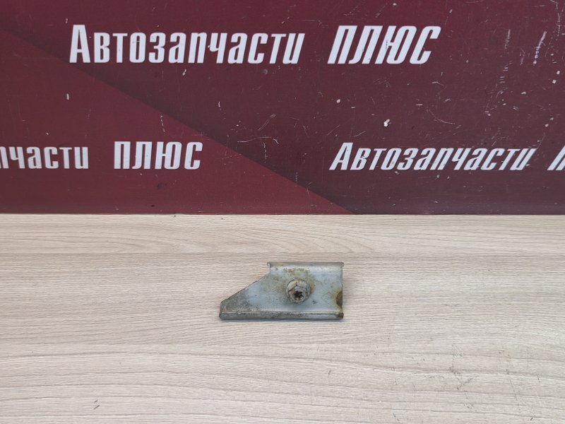 Крепление акб