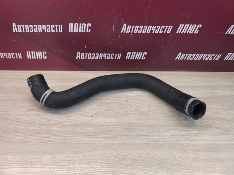 Патрубок радиатора