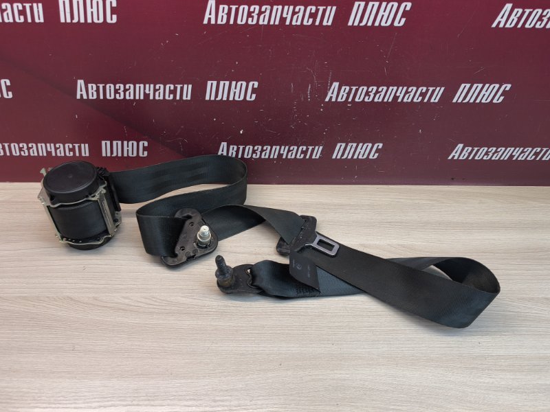 Ремень безопасности