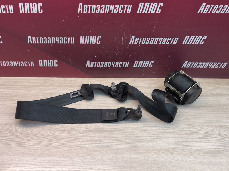 Ремень безопасности