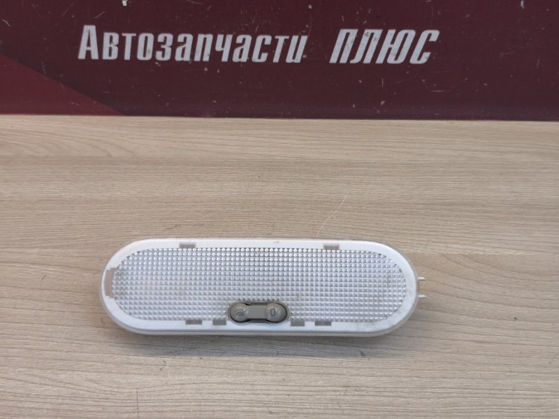 Плафон освещения салона