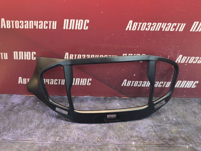 Рамка магнитолы