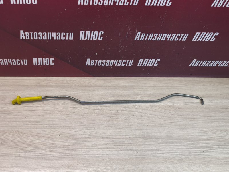 Упор капота