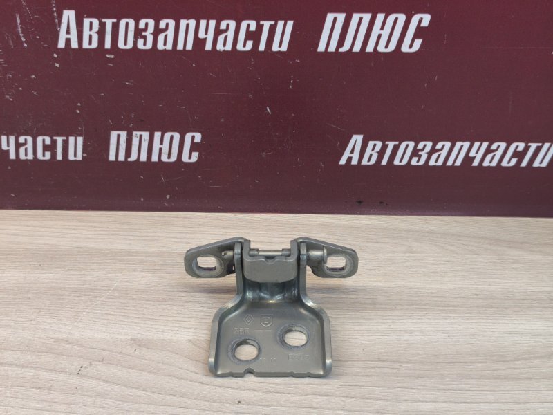 Петля двери