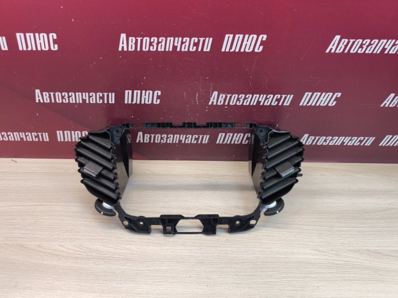 Воздушный дефлектор салона